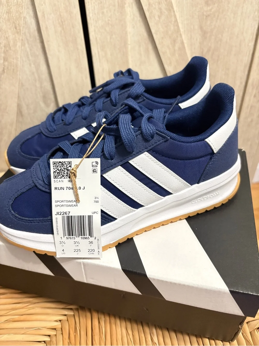 adidas Run 70s Sneakers | US 4 | NWT